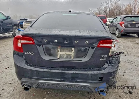 2018 Volvo S60 Dynamic из США, поврежденный, VIN YV140MTL2J2459996